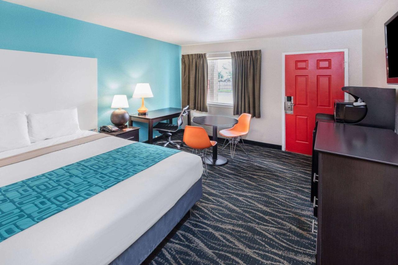 Howard Johnson By Wyndham Houston Hobby Airport Zewnętrze zdjęcie
